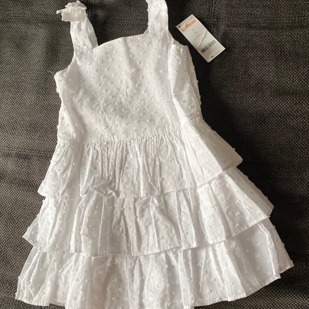 🌹 White Baby Doll Dress 🌹👗